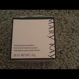 Mary Kay Mineral Powder Beige 1.5